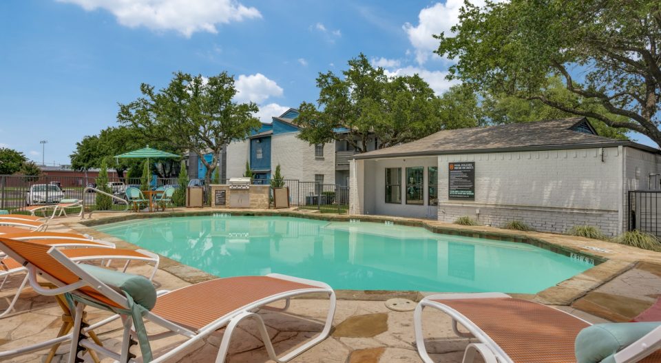 The Huxley Apartments 1 04fbff2f611997963f8702f11e002d9a