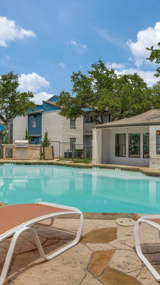 Luxury Apartment Amenities at The Huxley